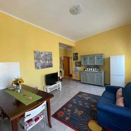 Alloggio Flaminia con parcheggio di proprietà! Bevagna Esterno foto